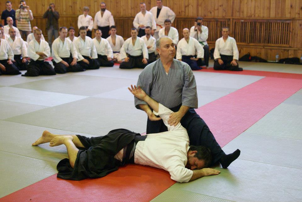 547341_446184452133008_1183397161_n